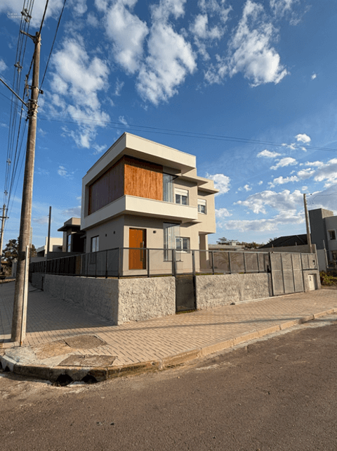 Casa à venda em Igrejinha, Vila Nova, com 3 quartos, com 112.55 m²