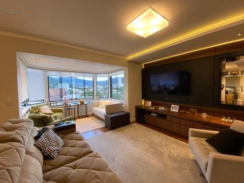 Apartamento à venda em Igrejinha, Bom Pastor, com 3 quartos, com 165.4 m²