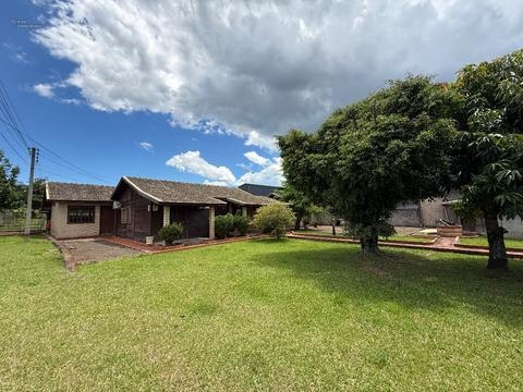 Casa à venda em Igrejinha, Industrial, com 3 quartos, com 260 m²