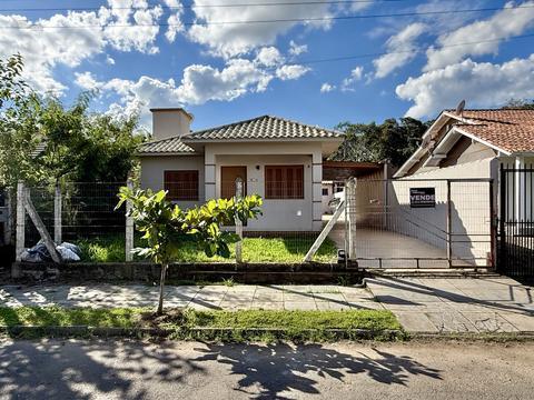 Casa à venda em Igrejinha, XV de Novembro, com 3 quartos, com 137.63 m²